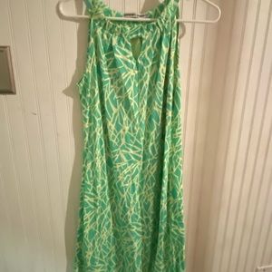 Green strapless dress
